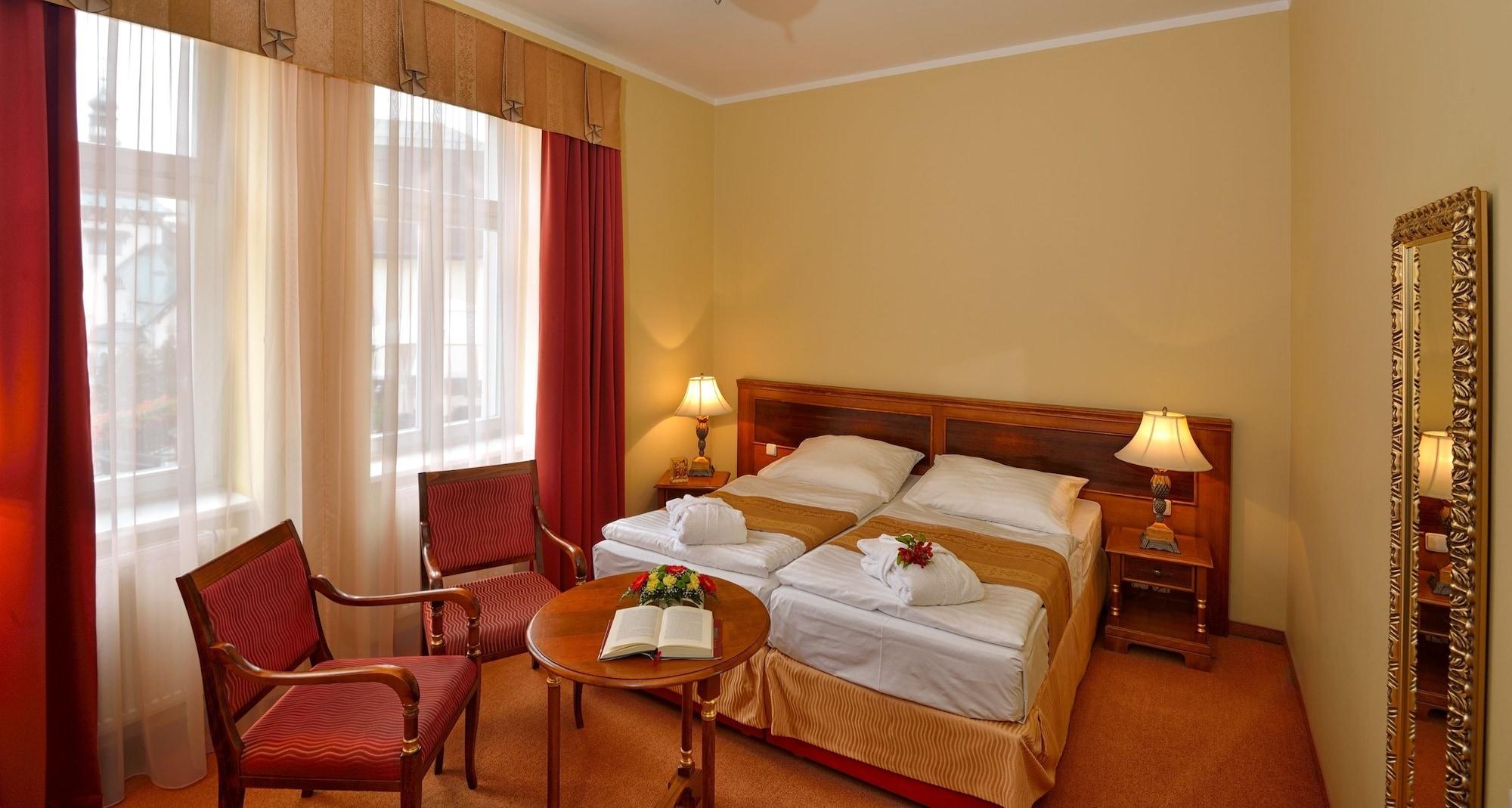 Hotel Continental Marianske Lazne Bagian luar foto