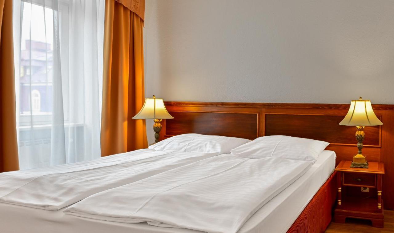Hotel Continental Marianske Lazne Bagian luar foto