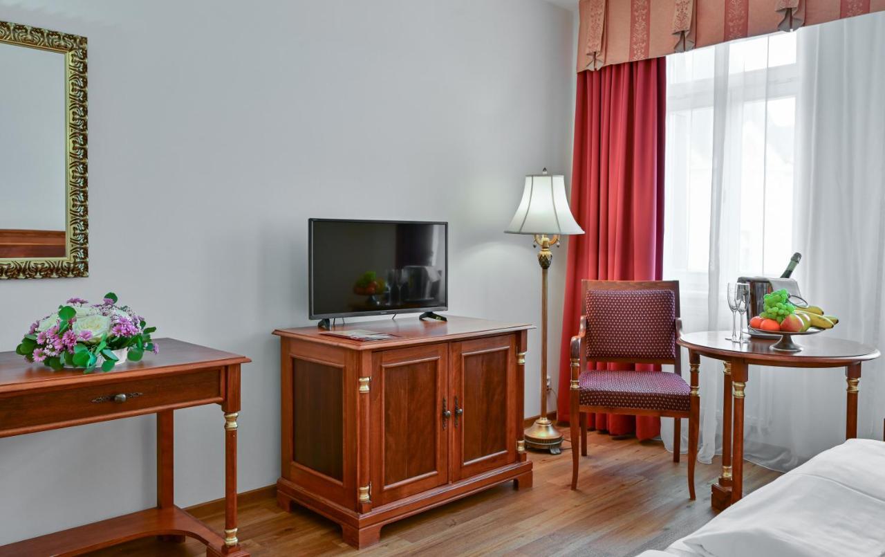 Hotel Continental Marianske Lazne Bagian luar foto