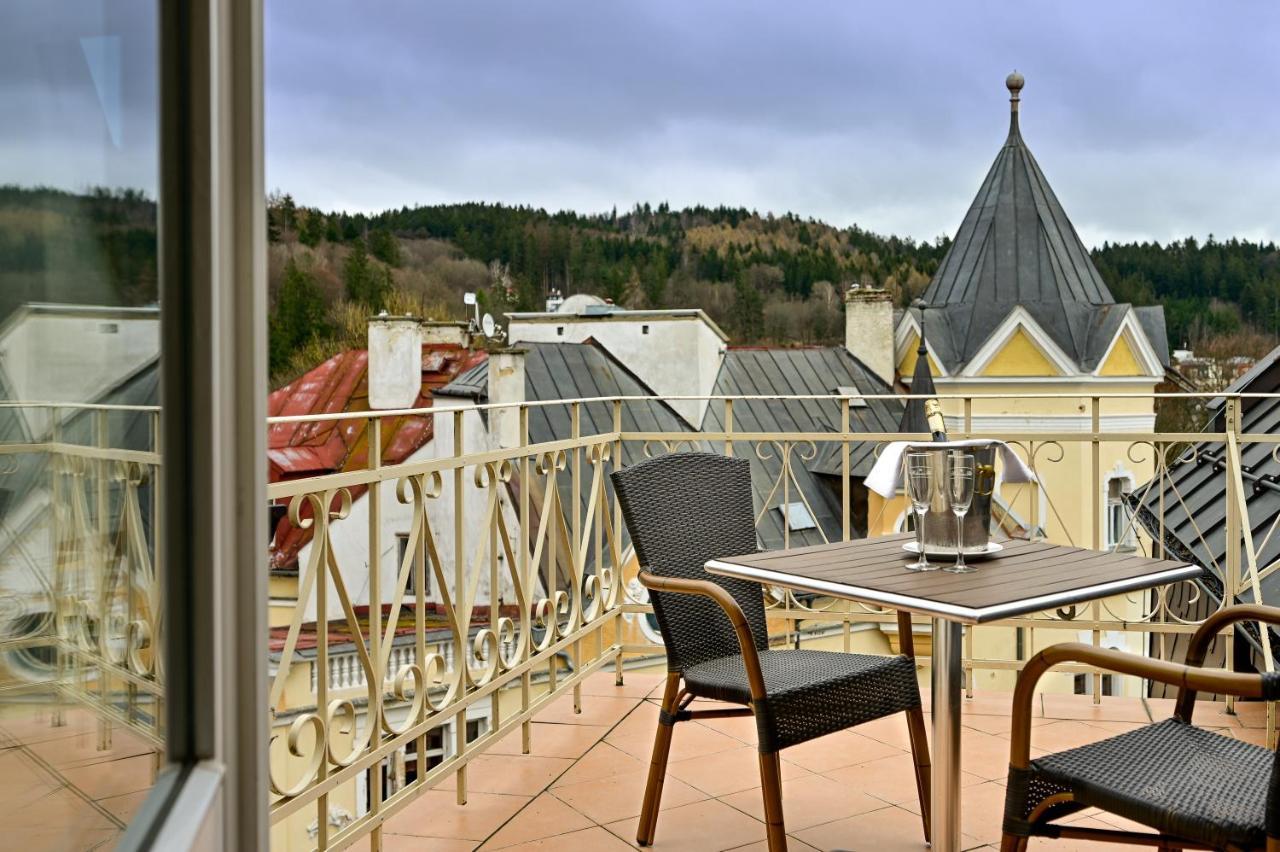 Hotel Continental Marianske Lazne Bagian luar foto