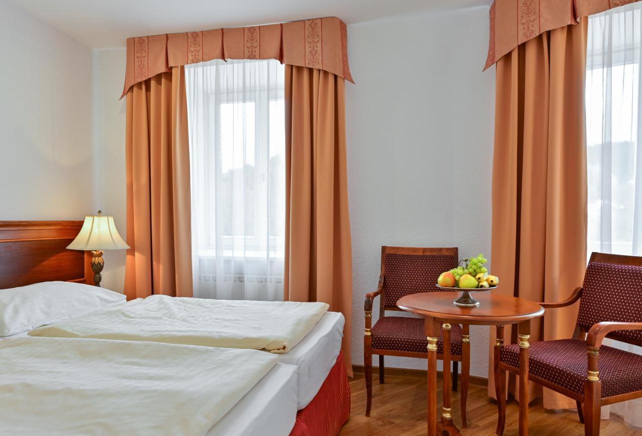 Hotel Continental Marianske Lazne Bagian luar foto