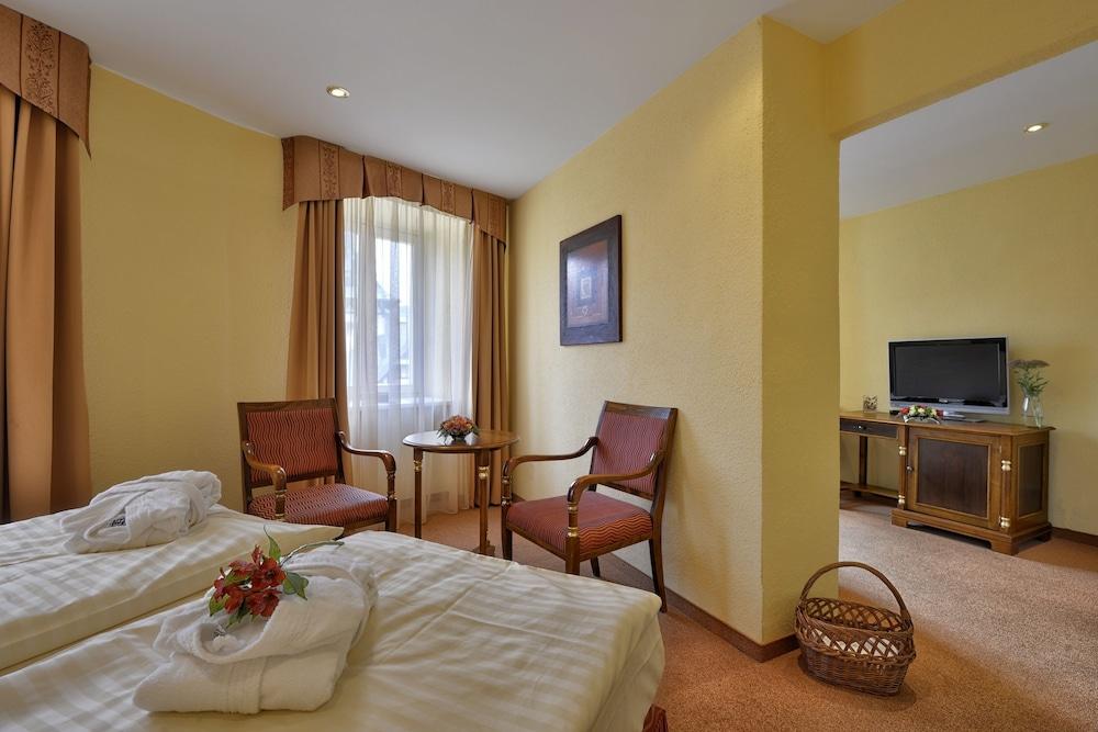 Hotel Continental Marianske Lazne Bagian luar foto