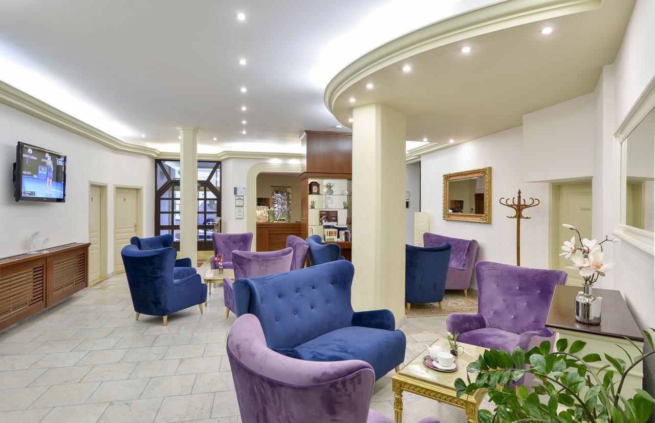 Hotel Continental Marianske Lazne Bagian luar foto